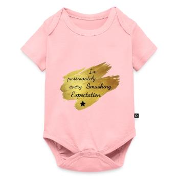 Je suis passionnément écraser toutes les attentes - Body à manches courtes Premium Bébé - rose - Devant