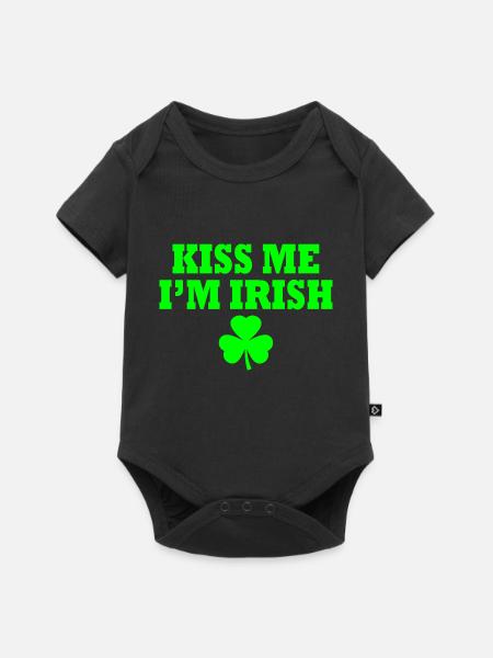 Kiss me im irish - Premium babyrompertje met korte mouwen  - zwart