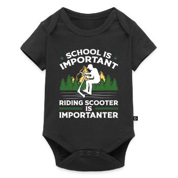 Cooles Stunt Scooter Tretroller Skater Geschenk - Baby Premium Kurzarmbody - Schwarz - Vorne