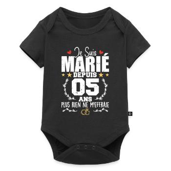 Je Suis Marié Depuis 5 Ans, Cadeau 5 Ans Mariage - Body à manches courtes Premium Bébé - noir - Devant