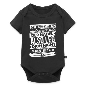 Nadel Pflegerin Krankenschwester Arzt Sani Sanität - Baby Premium Kurzarmbody - Schwarz - Vorne