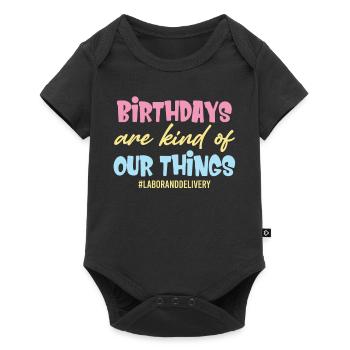 Les anniversaires, c’est un peu notre truc - Body à manches courtes Premium Bébé - noir - Devant