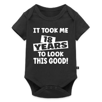 Il m’a fallu 18 ans pour être aussi belle - Body à manches courtes Premium Bébé - noir - Devant