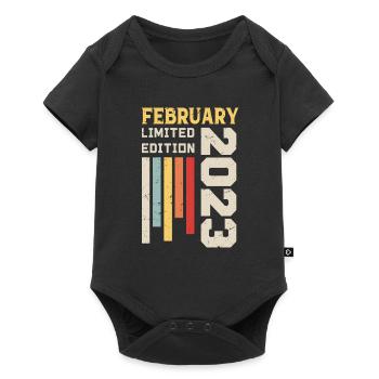 Februar 2023 - Geburtstagsgeschenk Februar 2023 - Baby Premium Kurzarmbody - Schwarz - Vorne
