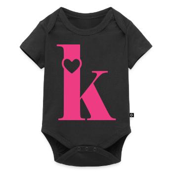 Buchstabe k Anfangsbuchstabe mit Herz - Baby Premium Kurzarmbody - Schwarz - Vorne
