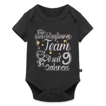 Ein perfektes Team seit 9 Jahren Hochzeitstag - Baby Premium Kurzarmbody - Schwarz - Vorne