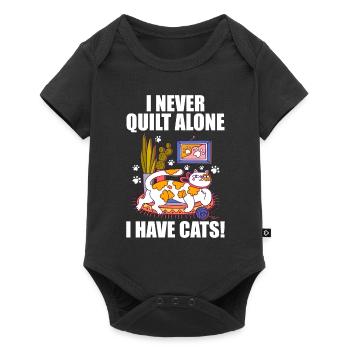 I never quilt alone. I have cats! - Baby Premium short-sleeve bodysuit - black - Front