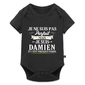 Idée Cadeau Personnalisé Prénom Damien Humour - Body à manches courtes Premium Bébé - noir - Devant