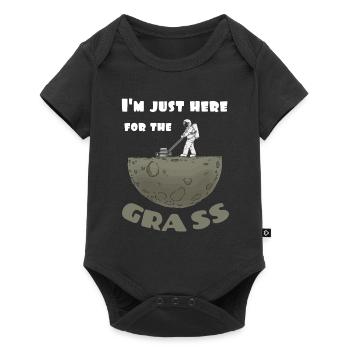 I'm Just Here For The Grass - Baby Premium Kurzarmbody - Schwarz - Vorne