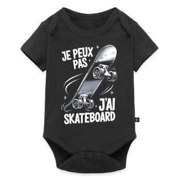 Je peux pas j'ai skateboard - Body à manches courtes Premium Bébé - noir - Devant