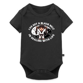 J’AI UNE CEINTURE NOIRE POUR FAIRE FACE À LA VIE - Body à manches courtes Premium Bébé - noir - Devant