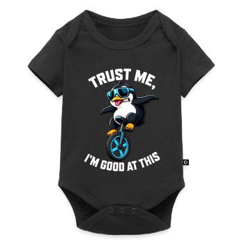 Cooler Pinguin auf Einrad mit Spruch - Baby Premium Kurzarmbody - Schwarz - Vorne