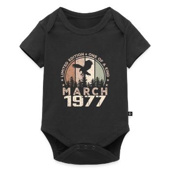 Unvergleichlich seit März 1977, 47. Jahrestag - Baby Premium Kurzarmbody - Schwarz - Vorne