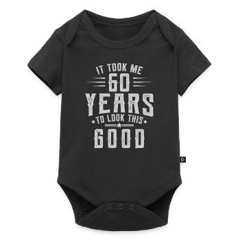A pris 60 ans pour regarder cette bonne idée de cadeau d'anniversaire - Body à manches courtes Premium Bébé - noir - Devant