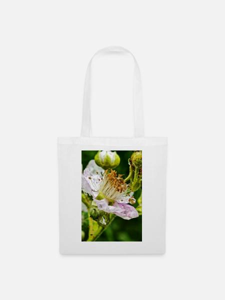 Brombeerblüte Botanische Eleganz - Stoffbeutel - Weiß