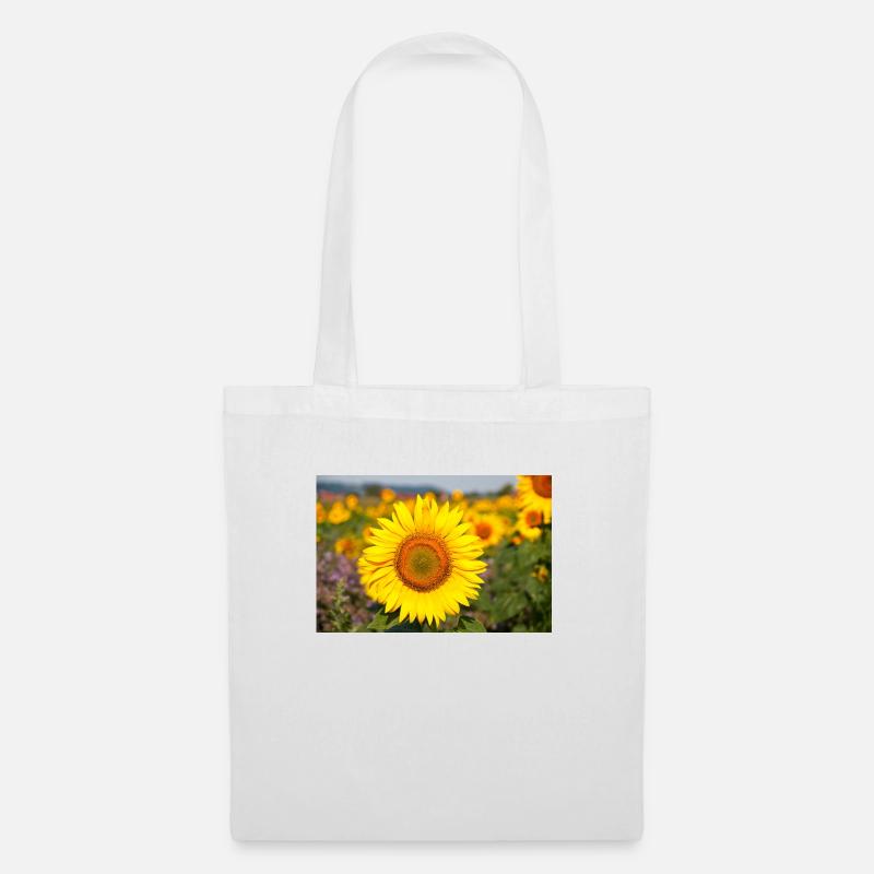 Sonnenblumen Blütenkopf ragt aus einem Feld hervor - Stoffbeutel - Weiß