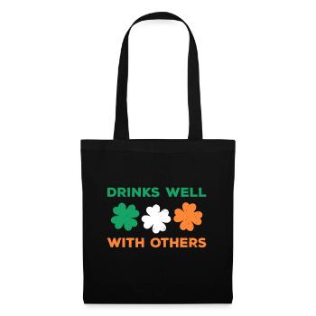 Shamrock boit bien avec les autres Fête de la Saint-Patrick - Sac en tissu - noir - Devant