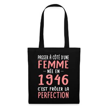 Née en 1946 – Frôler la perfection  - Sac en tissu - noir - Devant