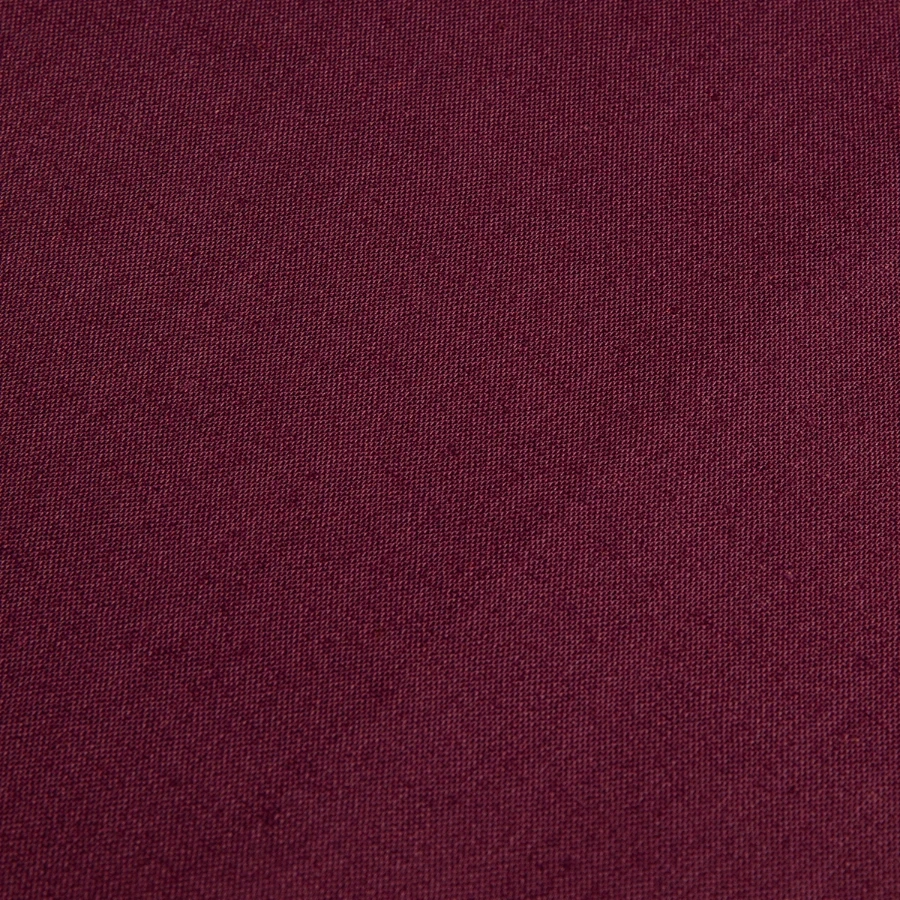 Hollow Peak badge on a tote bag, burgundy, close-up