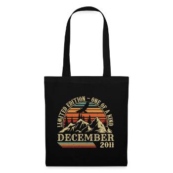 Vintage December 2011, Awesome since December 2011 - Tote Bag - black - Front