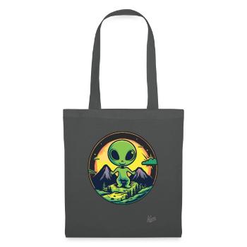 ein süßer grüner Alien liebt die Natur - Stoffbeutel - Graphite - Vorne
