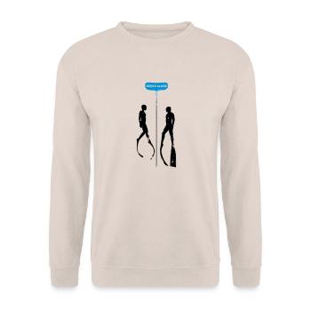 Never Alone Bifins - Unisex Pullover - Sand - Vorne - Alina (178cm) & Michal (187cm)