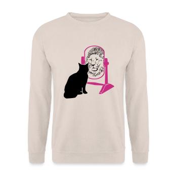 katze - löwe - spiegel - Unisex Pullover - Sand - Vorne - Alina (178cm) & Michal (187cm)