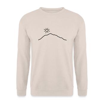 Berge und Sonne - Unisex Pullover - Sand - Vorne - Alina (178cm) & Michal (187cm)