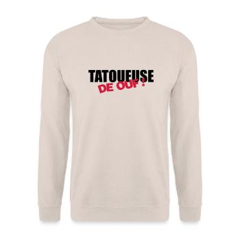 Tätowierer Tatouage Tattoo Tattooist Tatoueur - Unisex Sweatshirt - sand - Front - Alina (178cm) & Michal (187cm)