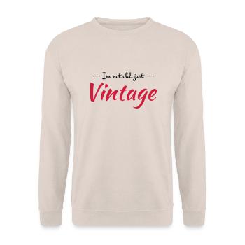 I'm not old, just vintage - Unisex Pullover - Sand - Vorne - Alina (178cm) & Michal (187cm)