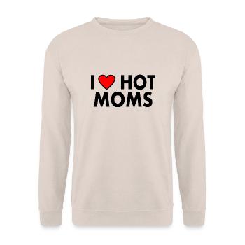 I love hot moms - Unisex Pullover - Sand - Vorne - Alina (178cm) & Michal (187cm)