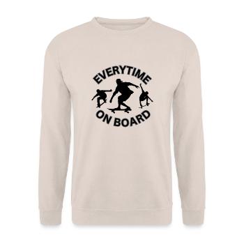 EVERYTIME ON BOARD - Unisex Pullover - Sand - Vorne - Alina (178cm) & Michal (187cm)