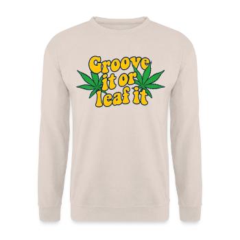 Playful Retro Text With Stylized Cannabis Leave - Unisex Pullover - Sand - Vorne - Alina (178cm) & Michal (187cm)
