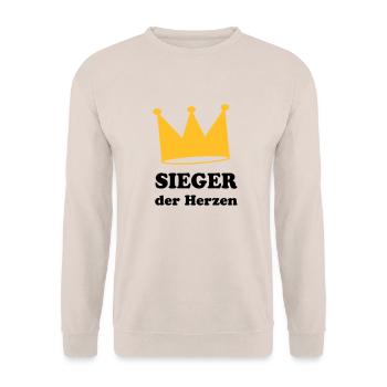 Sieger der Herzen - Unisex Pullover - Sand - Vorne - Alina (178cm) & Michal (187cm)
