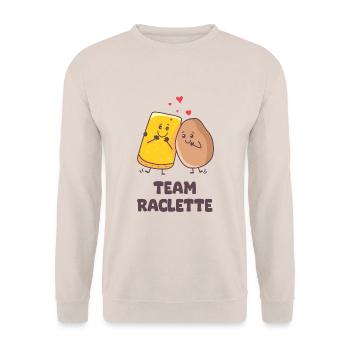 saison Raclette humour fromage patate - Sweat-shirt Unisexe - sable - Devant - Alina (178cm) & Michal (187cm)