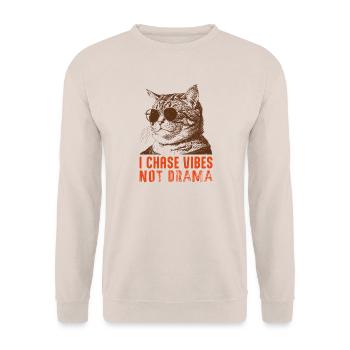 Cool Cat Vibes – Funny Kitty “No Drama” Design - Unisex Sweatshirt - sand - Front - Alina (178cm) & Michal (187cm)