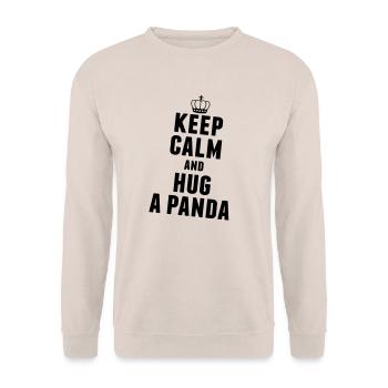 Keep calm and hug a panda - Unisex Pullover - Sand - Vorne - Alina (178cm) & Michal (187cm)