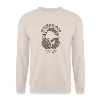 I Love K-Pop – Koreanisches Kopfhörer Design - Unisex Pullover - Sand - Vorne - Alina (178cm) & Michal (187cm)