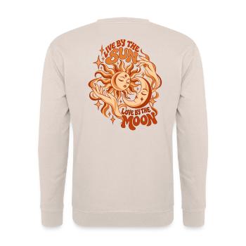 Love By The Sun & Moon - Unisex Pullover - Sand - Hinten - Michal (187cm)