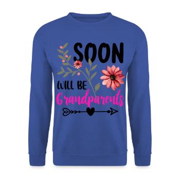 Bald werden wir Oma und Opa, Wir werden Großeltern - Unisex Pullover - Royalblau - Vorne - Alina (178cm) & Michal (187cm)