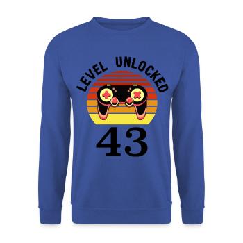 Level 43 unlocked 43 Geburtstag 43 Jahre alt - Unisex Pullover - Royalblau - Vorne - Alina (178cm) & Michal (187cm)