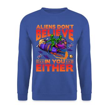 Aliens don't believe in you either - Unisex Pullover - Royalblau - Vorne - Alina (178cm) & Michal (187cm)