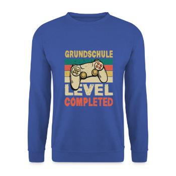 Grundschule Level 2026 Geschenk Gamer progamer - Unisex Pullover - Royalblau - Vorne - Alina (178cm) & Michal (187cm)