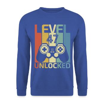 Level 47 Freigeschaltet Lustiger Videospieler 47. Geburtstag - Unisex Pullover - Royalblau - Vorne - Alina (178cm) & Michal (187cm)