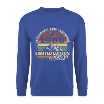 1966 Vintage Retro Geburtstagsgeschenk - Unisex Pullover - Royalblau - Vorne - Alina (178cm) & Michal (187cm)