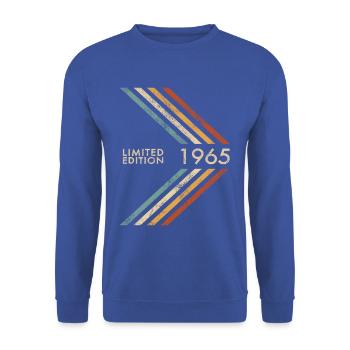 1965 Limited Edition Geburtstag Herren Damen Retro - Unisex Pullover - Royalblau - Vorne - Alina (178cm) & Michal (187cm)