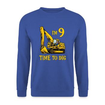 Ich bin 9 - Zeit zum baggern - Bagger 9 Jahre - Unisex Pullover - Royalblau - Vorne - Alina (178cm) & Michal (187cm)