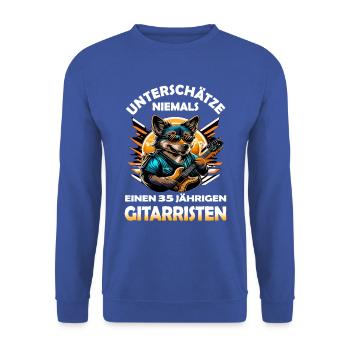 Unterschätze niemals Gitarristen 35 Geburtstag - Unisex Pullover - Royalblau - Vorne - Alina (178cm) & Michal (187cm)
