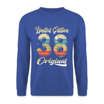 86 Years Birthday Vintage 1938 Limited Edition - Unisex Sweatshirt - royal blue - Front - Alina (178cm) & Michal (187cm)