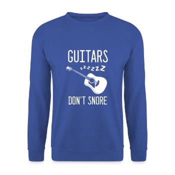 Guitars don’t snore - Unisex Pullover - Royalblau - Vorne - Alina (178cm) & Michal (187cm)